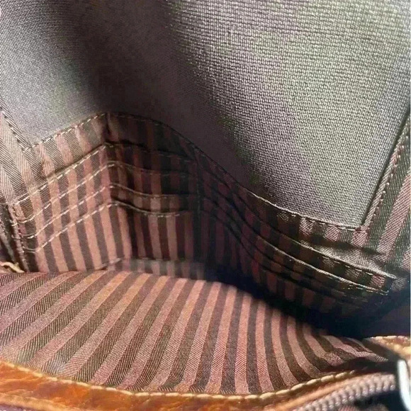 JACK GEORGES VOYAGER SMALL CONVERTIBLE BACKPACK CROSSBODY BUFFALO LEATHER - Picture 9 of 13